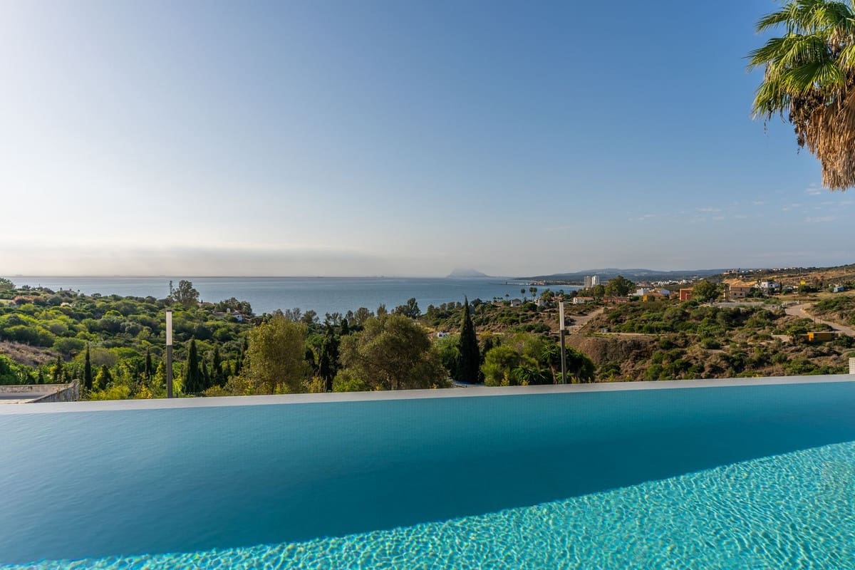 2 quarto Casa em Banda para venda em Manilva - 399 000 € (Ref: 9511403)