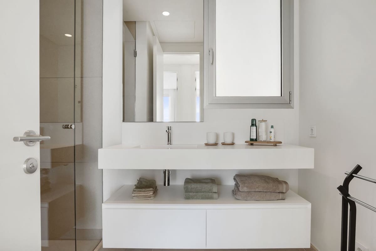 3 bedroom Penthouse for sale in Benahavis - € 1,150,000 (Ref: 9511405)