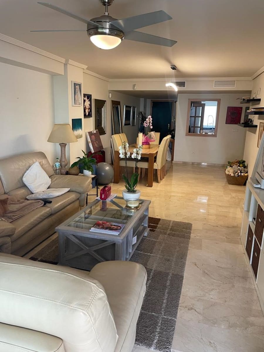 Apartamento de 2 habitaciones en San Pedro de Alcantara en venta - 418.000 € (Ref: 9511406)