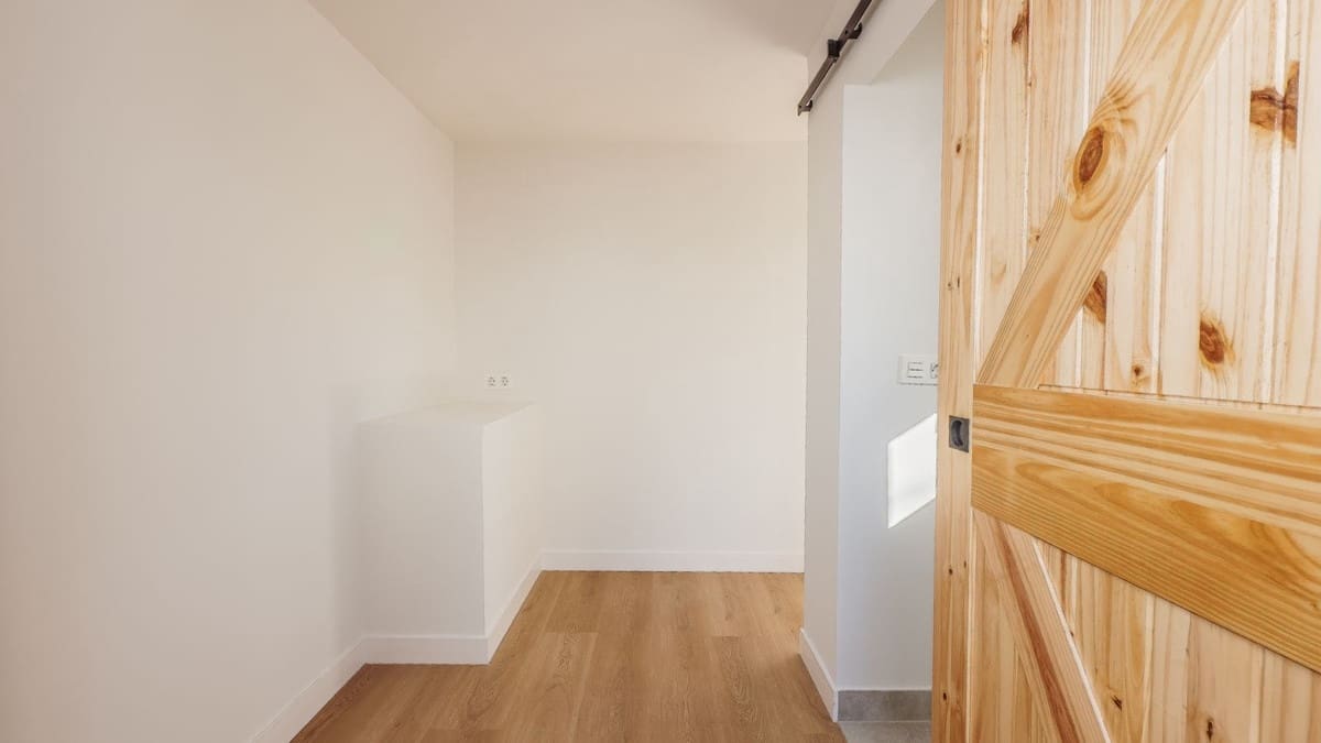 3 sypialnia Dom na sprzedaż w Ojen - 375 000 € (Ref: 9511410)