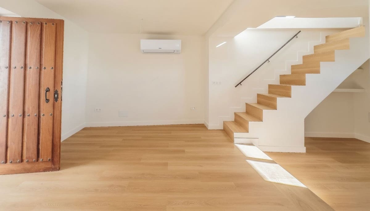 3 sypialnia Dom na sprzedaż w Ojen - 375 000 € (Ref: 9511410)