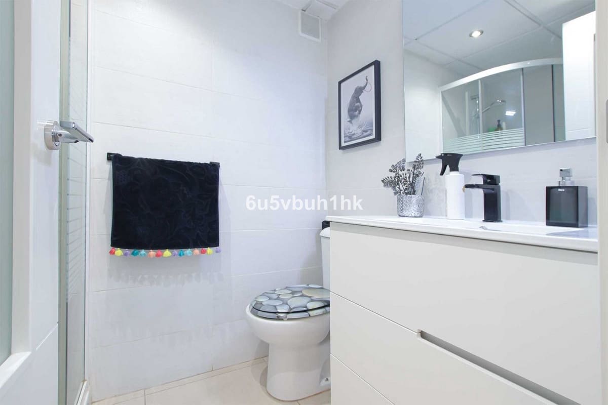 2 bedroom Apartment for sale in Las Chapas with pool - € 435,000 (Ref: 9518100)