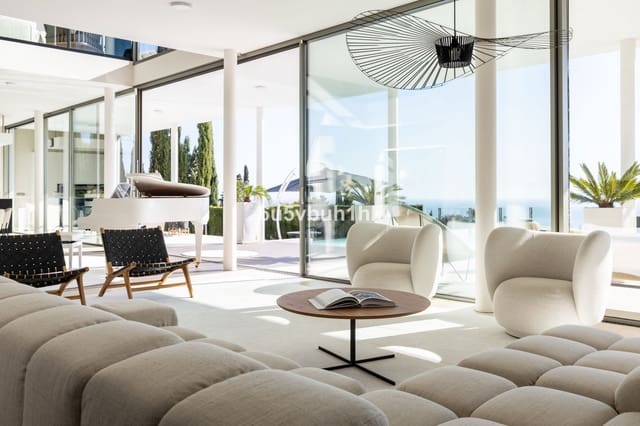 4 bedroom Villa for sale in Solymar, Benalmádena with pool - € 5,400,000 (Ref: 9518102)