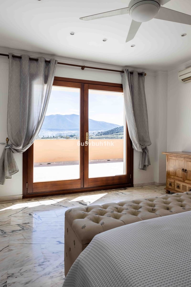 4 bedroom Finca/Country House for sale in Alhaurin el Grande with pool - € 999,000 (Ref: 9518103)