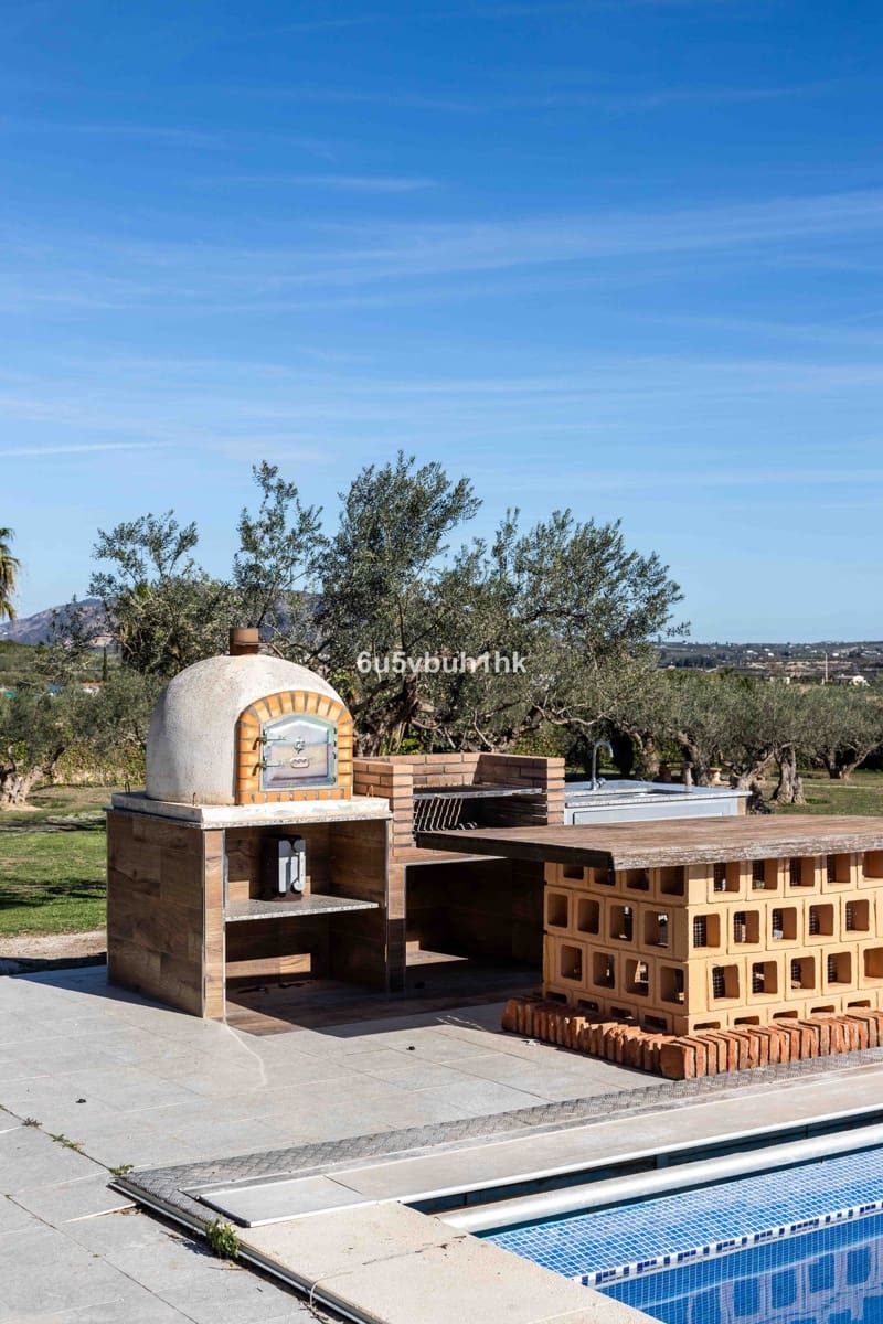 4 bedroom Finca/Country House for sale in Alhaurin el Grande with pool - € 999,000 (Ref: 9518103)