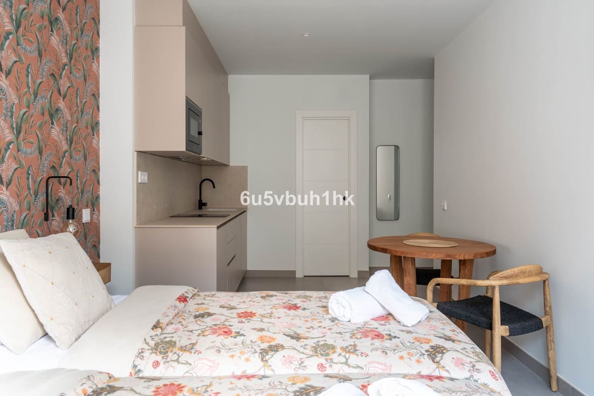 15 sypialnia Dom na sprzedaż w Miasto Malaga - 4 800 000 € (Ref: 9518106)