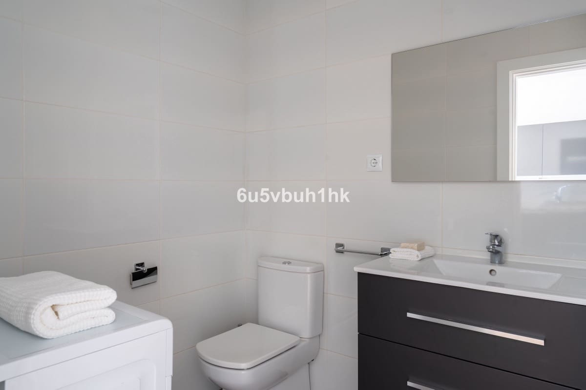 Studio à vendre à Marbella avec piscine - 398 000 € (Ref: 9518109)