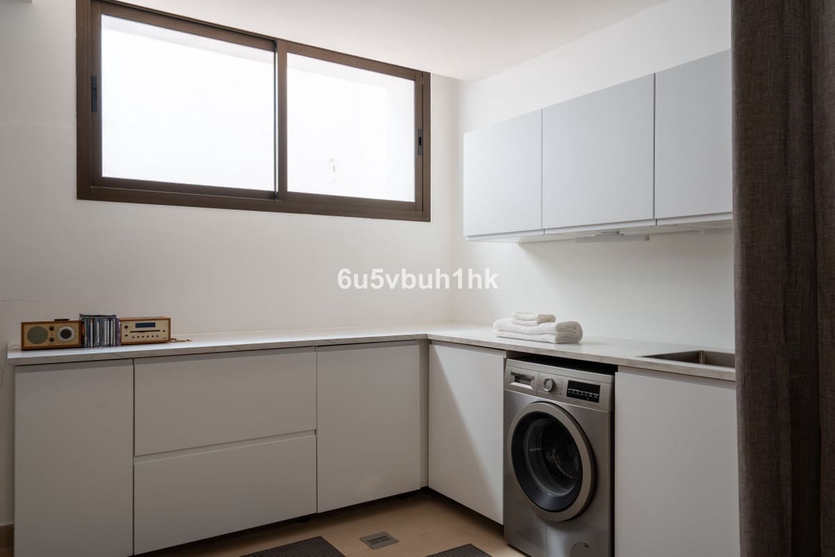 3 bedroom Finca/Country House for sale in Benalmadena Costa with pool - € 890,000 (Ref: 9518110)