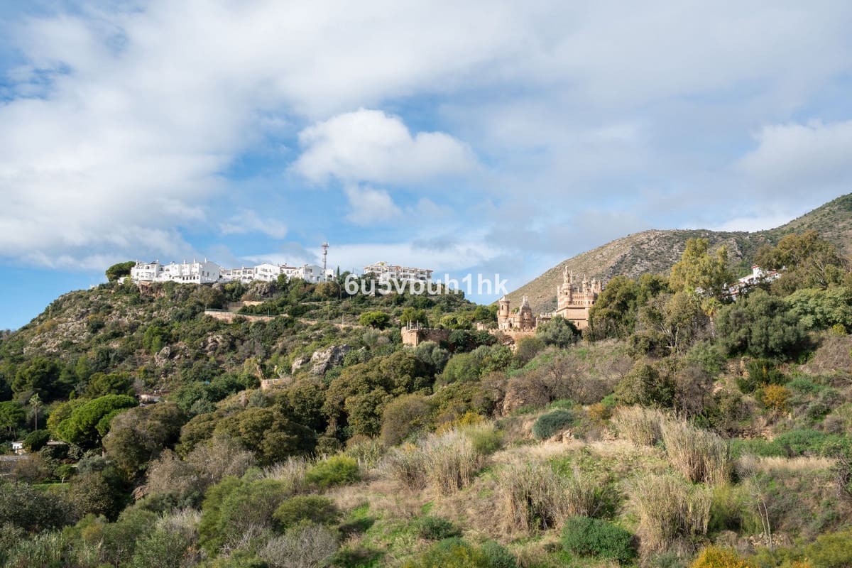 3 bedroom Finca/Country House for sale in Benalmadena Costa with pool - € 890,000 (Ref: 9518110)