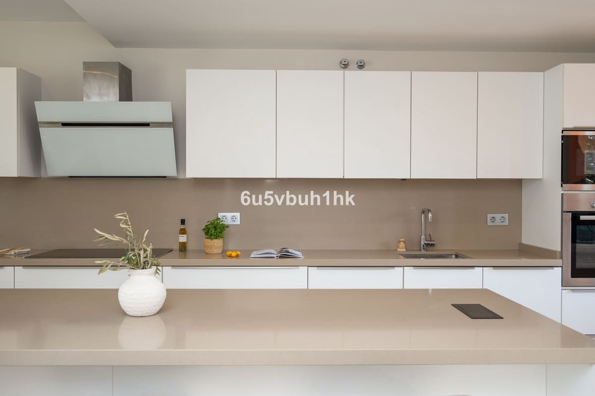 4 sypialnia Dom na sprzedaż w La Sierrezuela z basenem - 781 000 € (Ref: 9518111)