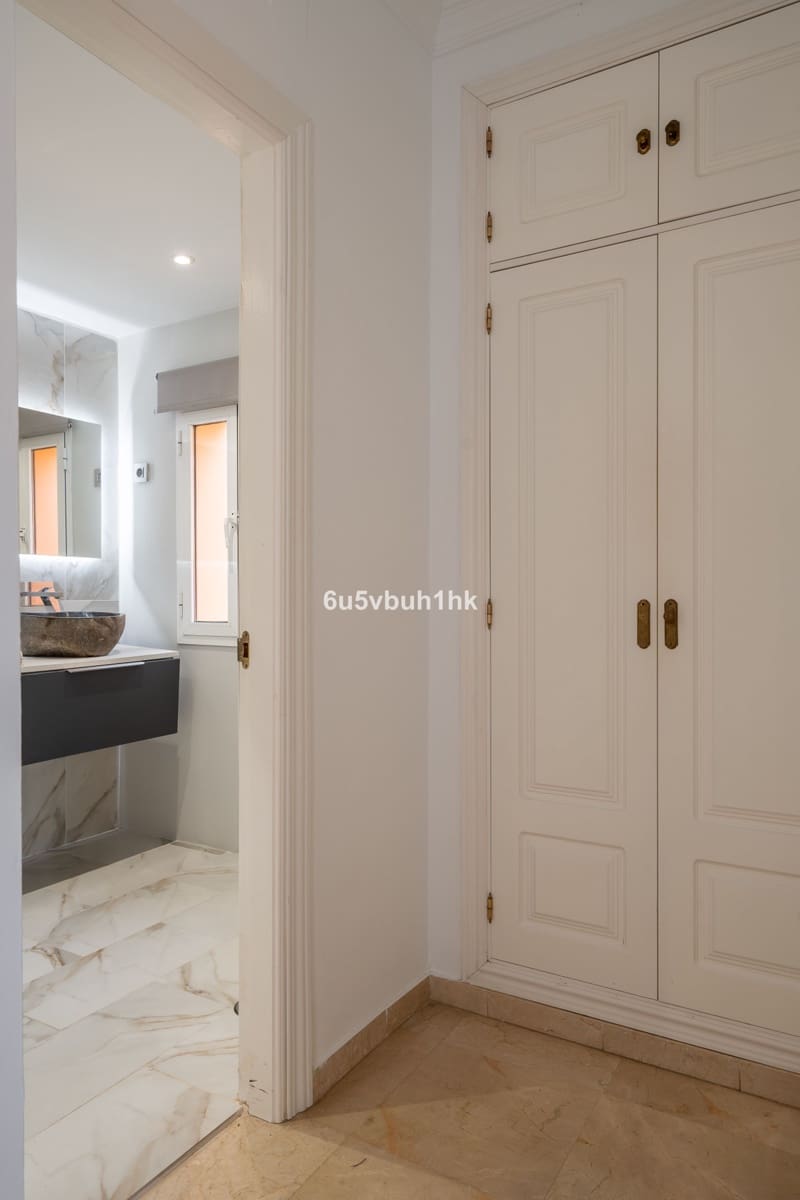 4 sypialnia Dom na sprzedaż w La Sierrezuela z basenem - 781 000 € (Ref: 9518111)