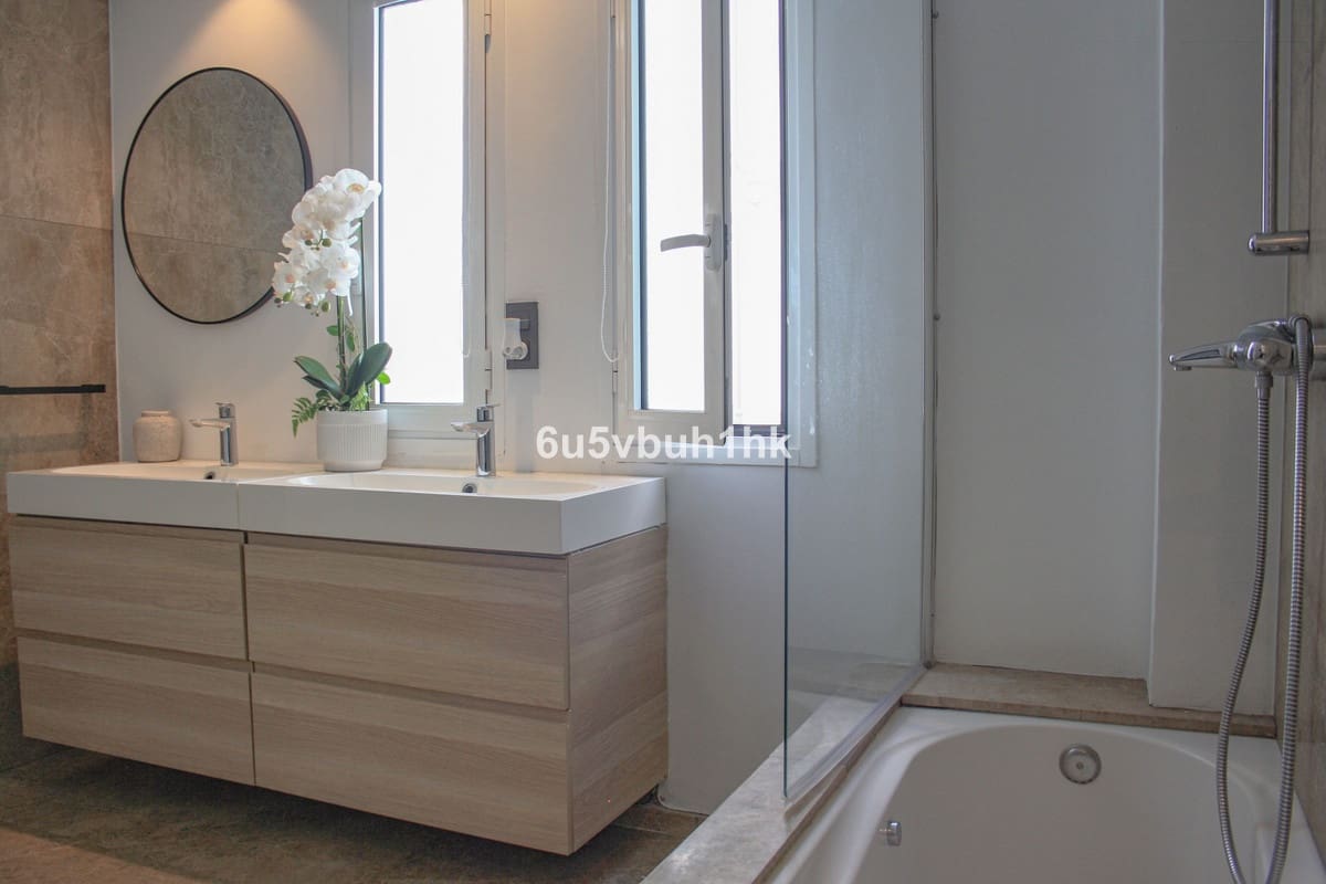 4 soveværelse Lejlighed til salg i Marbella - € 1.350.000 (Ref: 9518113)