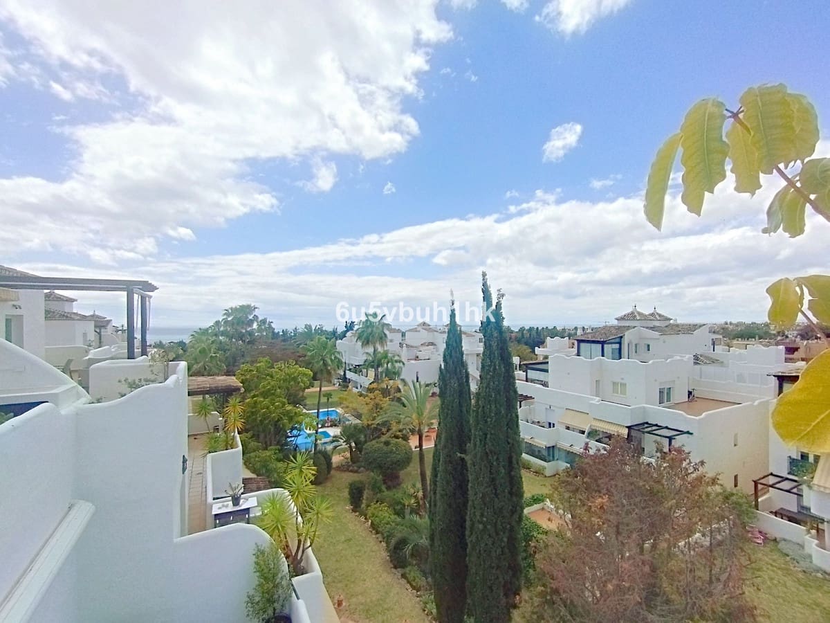 4 soveværelse Lejlighed til salg i Marbella - € 1.350.000 (Ref: 9518113)