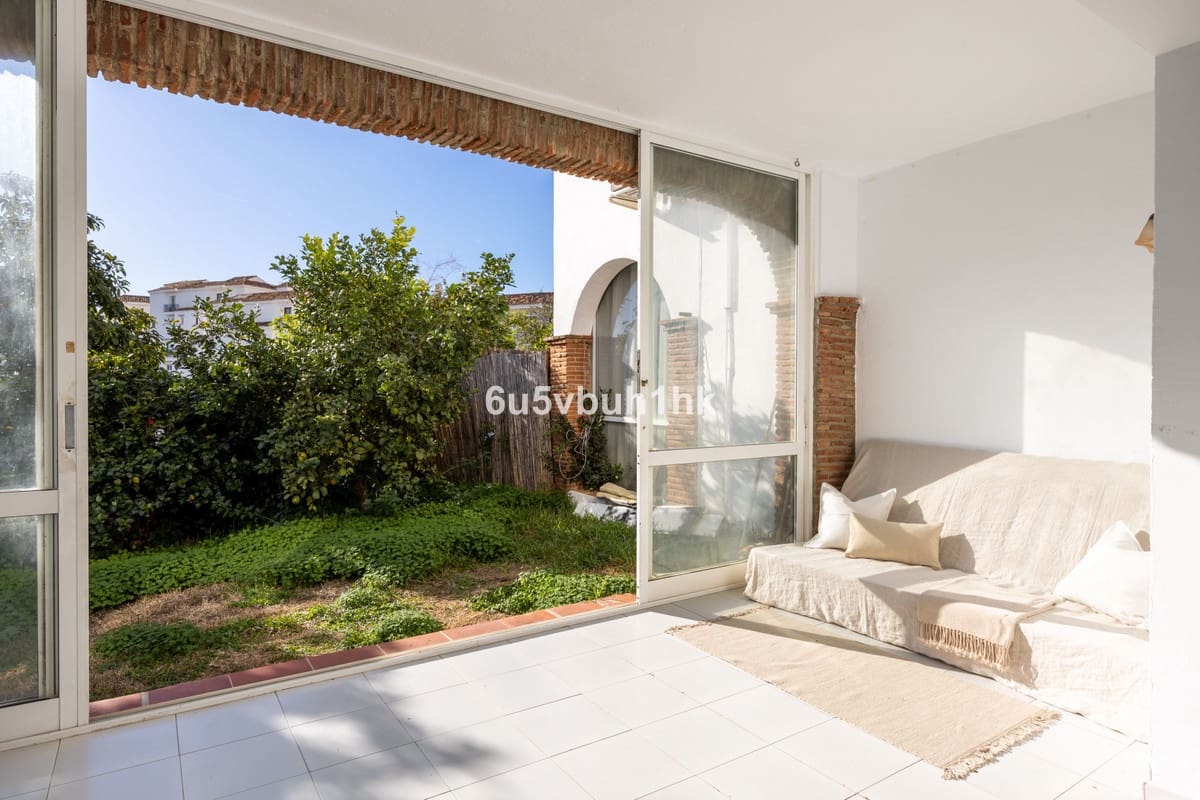 Casa de 4 habitaciones en Mijas en venta - 450.000 € (Ref: 9518118)