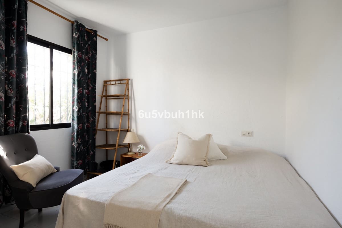 Casa de 4 habitaciones en Mijas en venta - 450.000 € (Ref: 9518118)