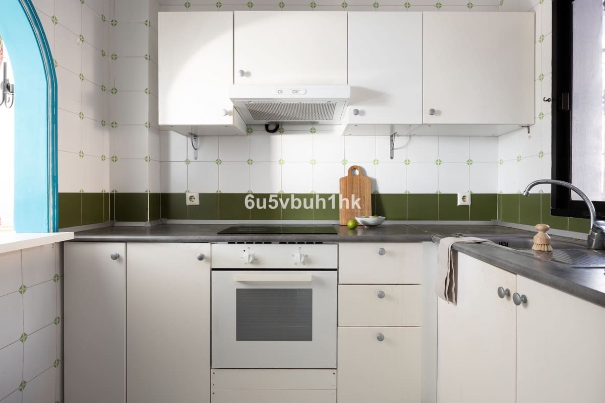 Casa de 4 habitaciones en Mijas en venta - 450.000 € (Ref: 9518118)