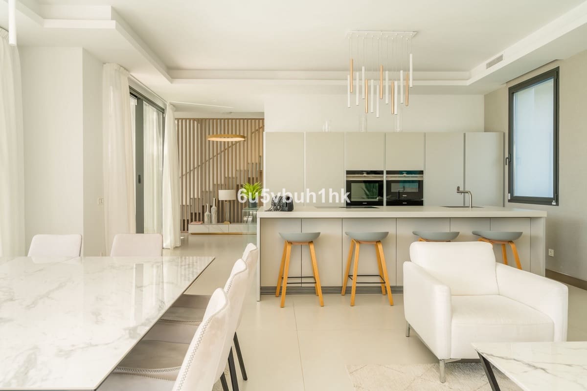 5 soverom Villa til salgs i Monte Halcones med svømmebasseng - € 4 150 000 (Ref: 9518121)