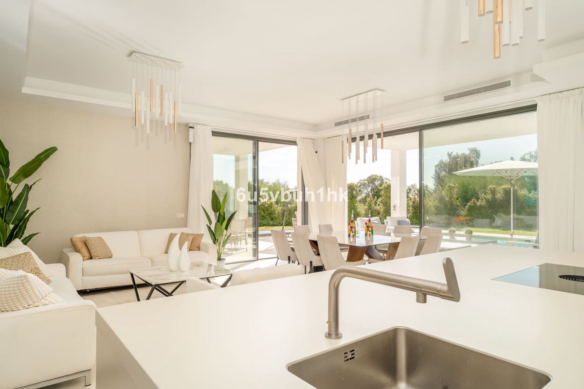 5 soverom Villa til salgs i Monte Halcones med svømmebasseng - € 4 150 000 (Ref: 9518121)