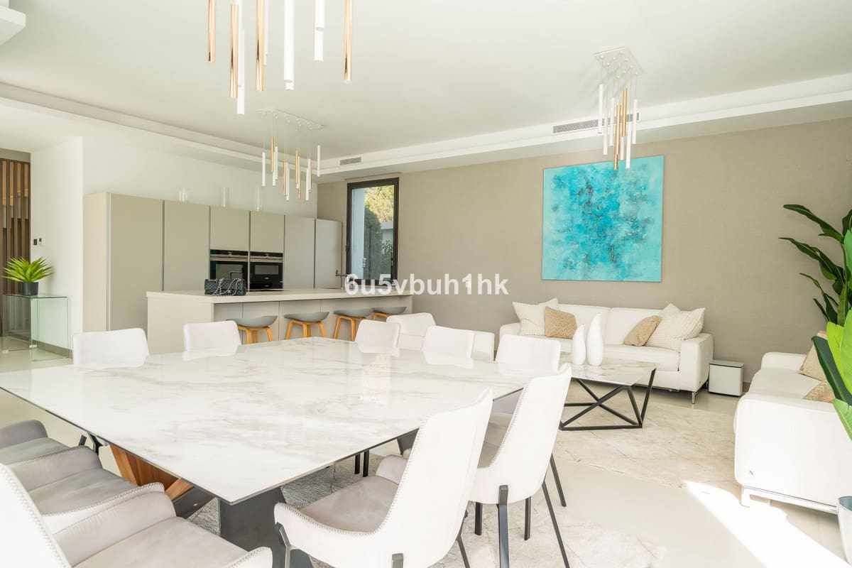 5 soverom Villa til salgs i Monte Halcones med svømmebasseng - € 4 150 000 (Ref: 9518121)