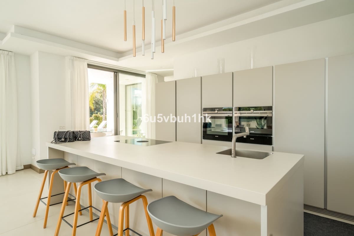 5 soverom Villa til salgs i Monte Halcones med svømmebasseng - € 4 150 000 (Ref: 9518121)