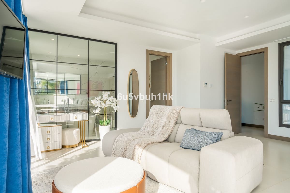 5 soverom Villa til salgs i Monte Halcones med svømmebasseng - € 4 150 000 (Ref: 9518121)