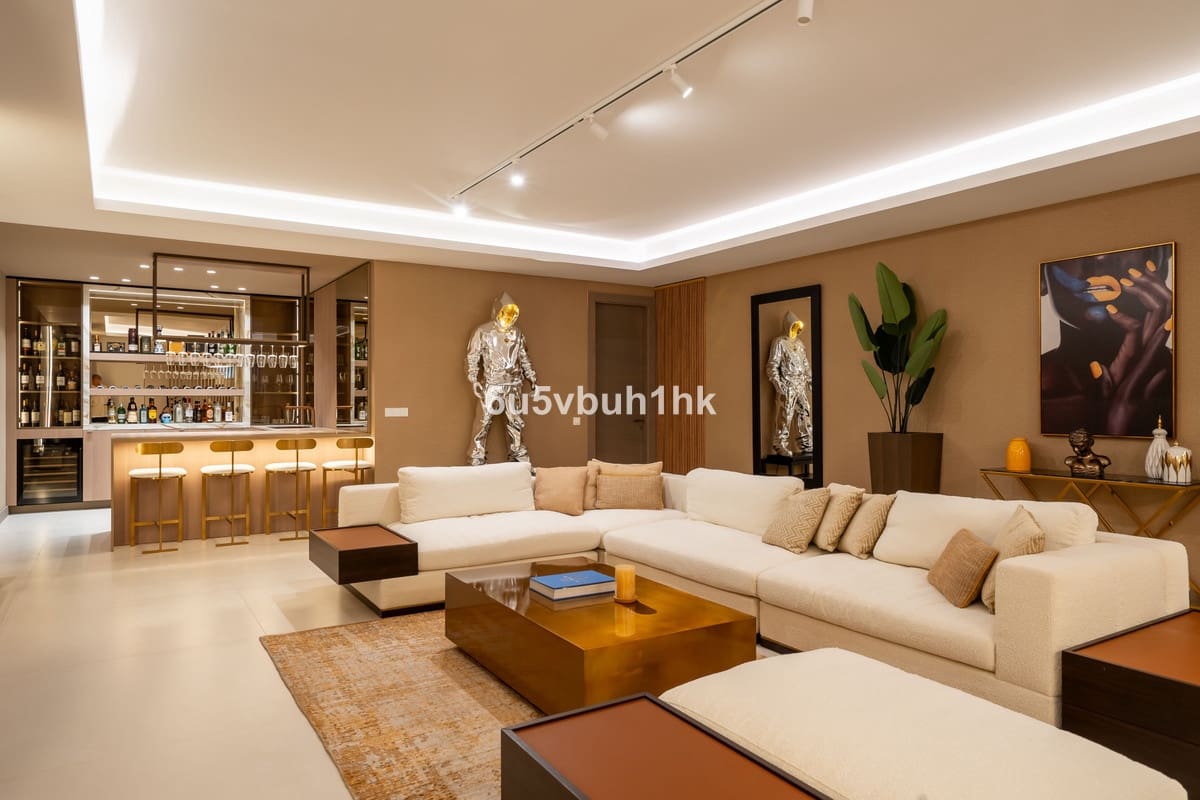 5 soverom Villa til salgs i Monte Halcones med svømmebasseng - € 4 150 000 (Ref: 9518121)