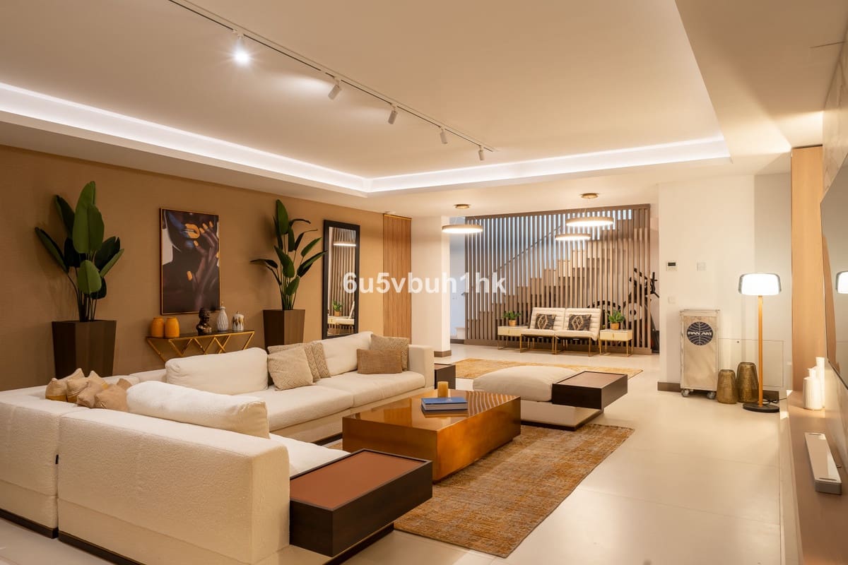 5 soverom Villa til salgs i Monte Halcones med svømmebasseng - € 4 150 000 (Ref: 9518121)