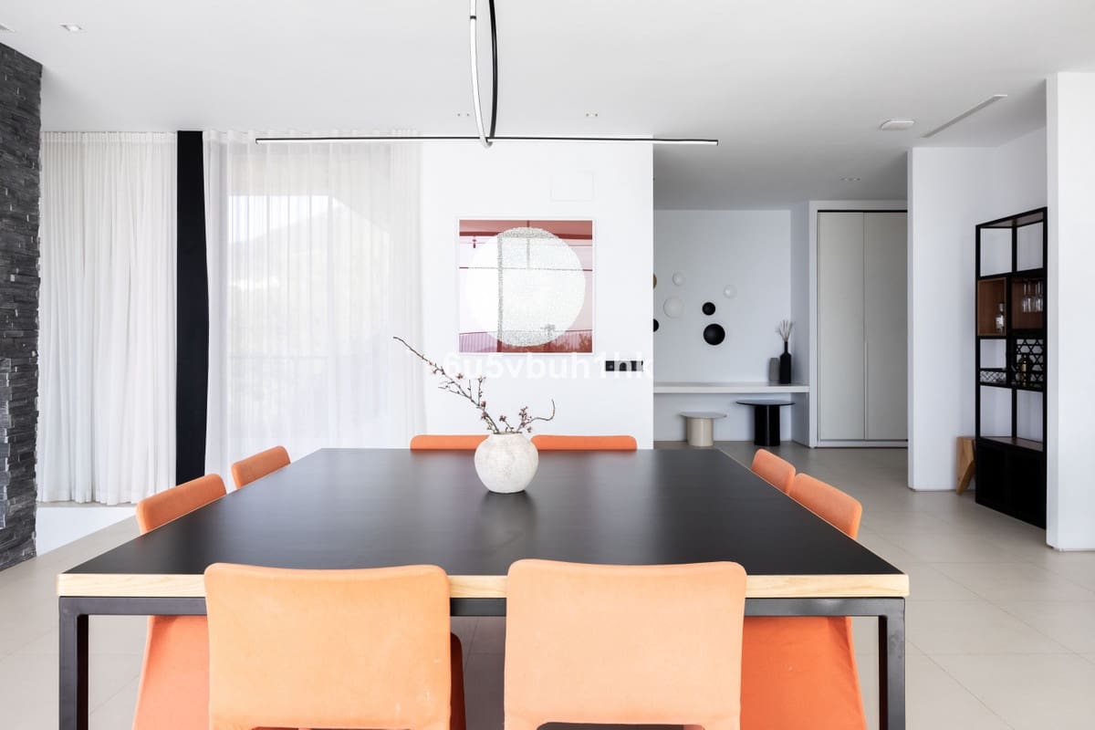 Chalet de 4 habitaciones en Valtocado en venta con piscina - 2.450.000 € (Ref: 9518122)