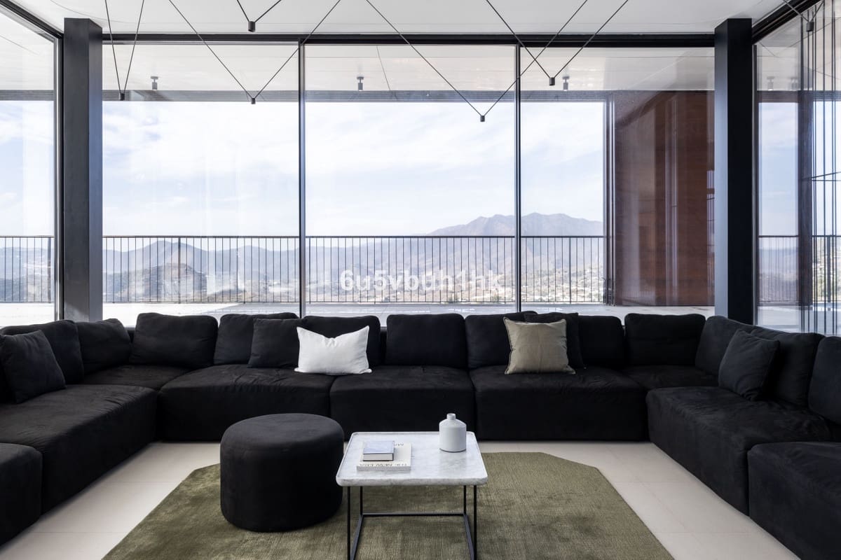 Chalet de 4 habitaciones en Valtocado en venta con piscina - 2.450.000 € (Ref: 9518122)