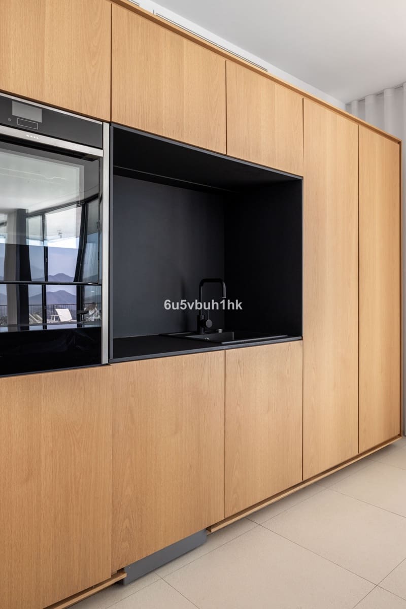 Chalet de 4 habitaciones en Valtocado en venta con piscina - 2.450.000 € (Ref: 9518122)