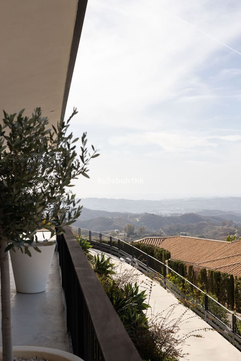 Chalet de 4 habitaciones en Valtocado en venta con piscina - 2.450.000 € (Ref: 9518122)