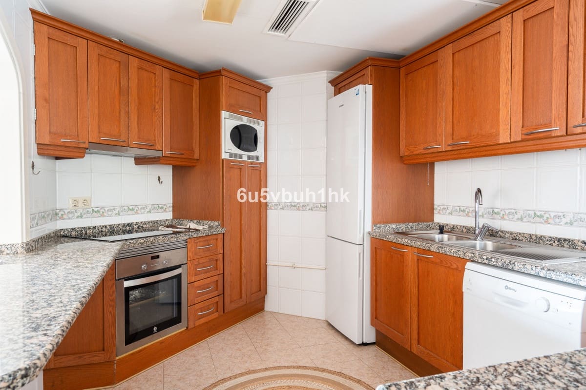 5 slaapkamer Huis te koop in Benalmadena - € 645.000 (Ref: 9518129)