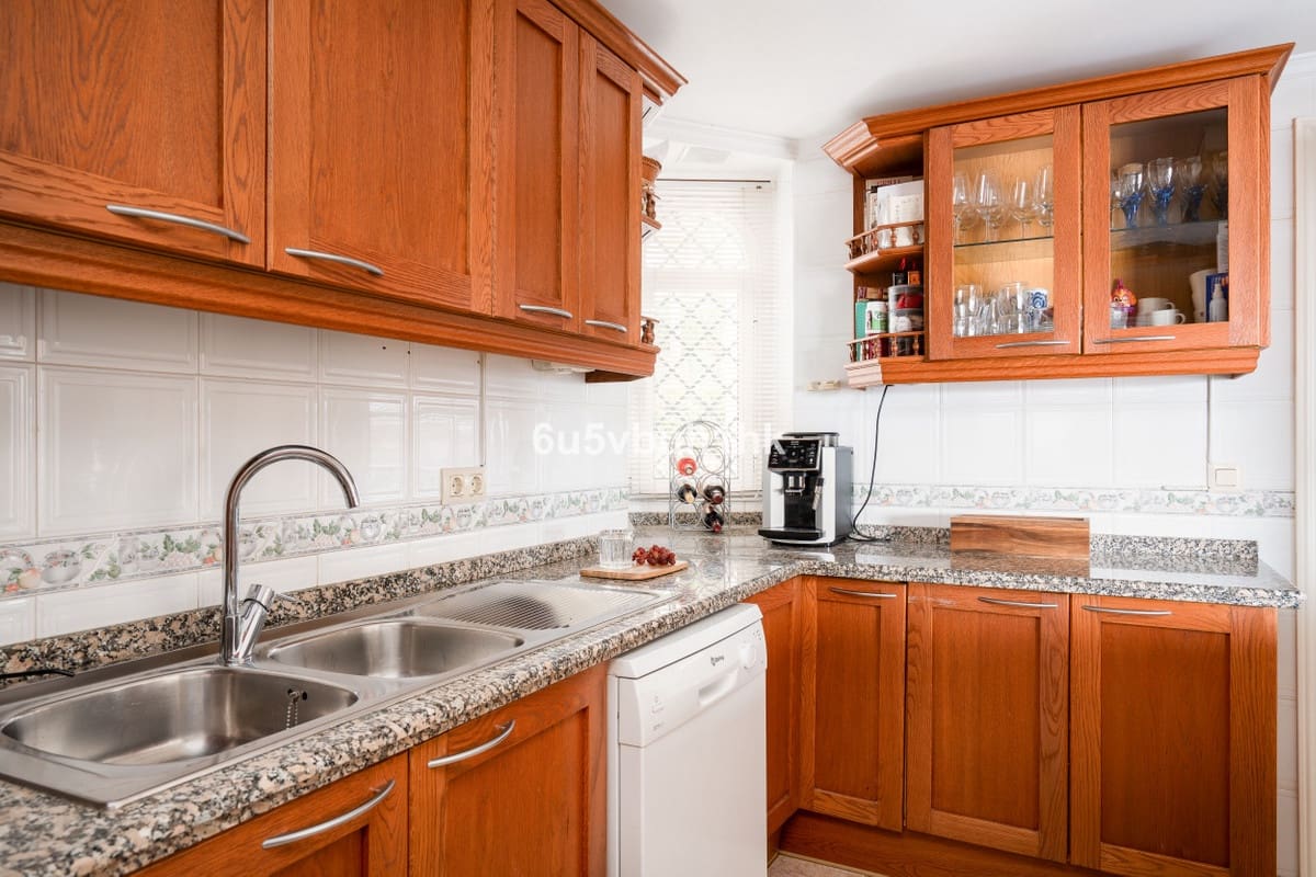 5 slaapkamer Huis te koop in Benalmadena - € 645.000 (Ref: 9518129)