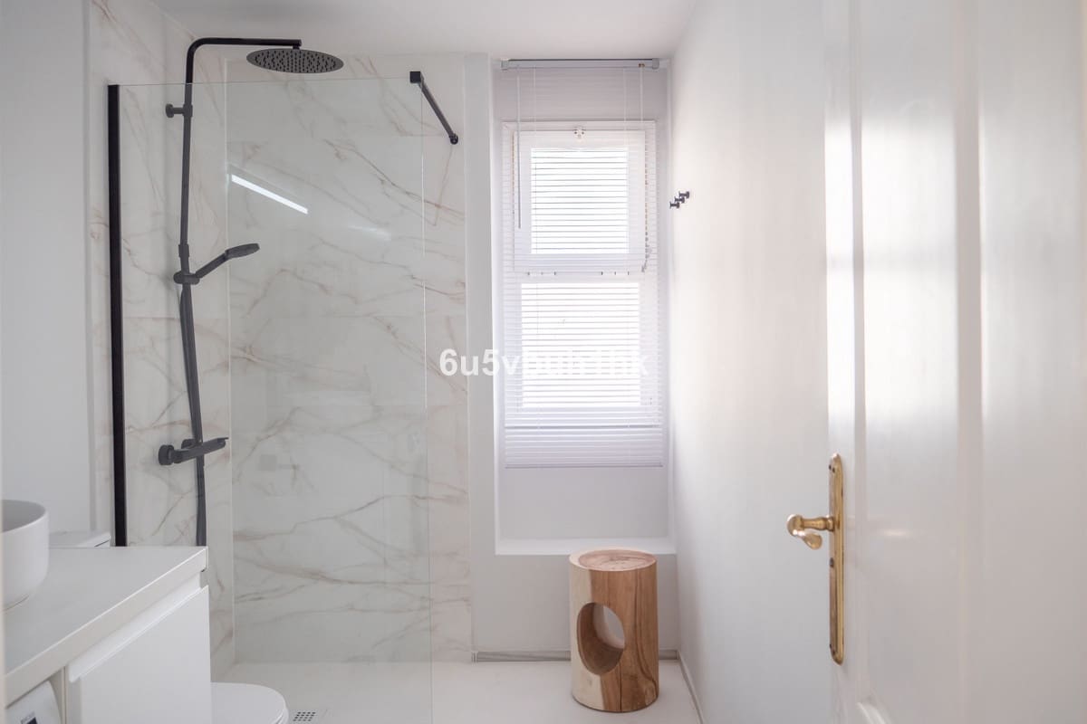 3 slaapkamer Huis te koop in Torrequebrada - € 599.000 (Ref: 9518130)