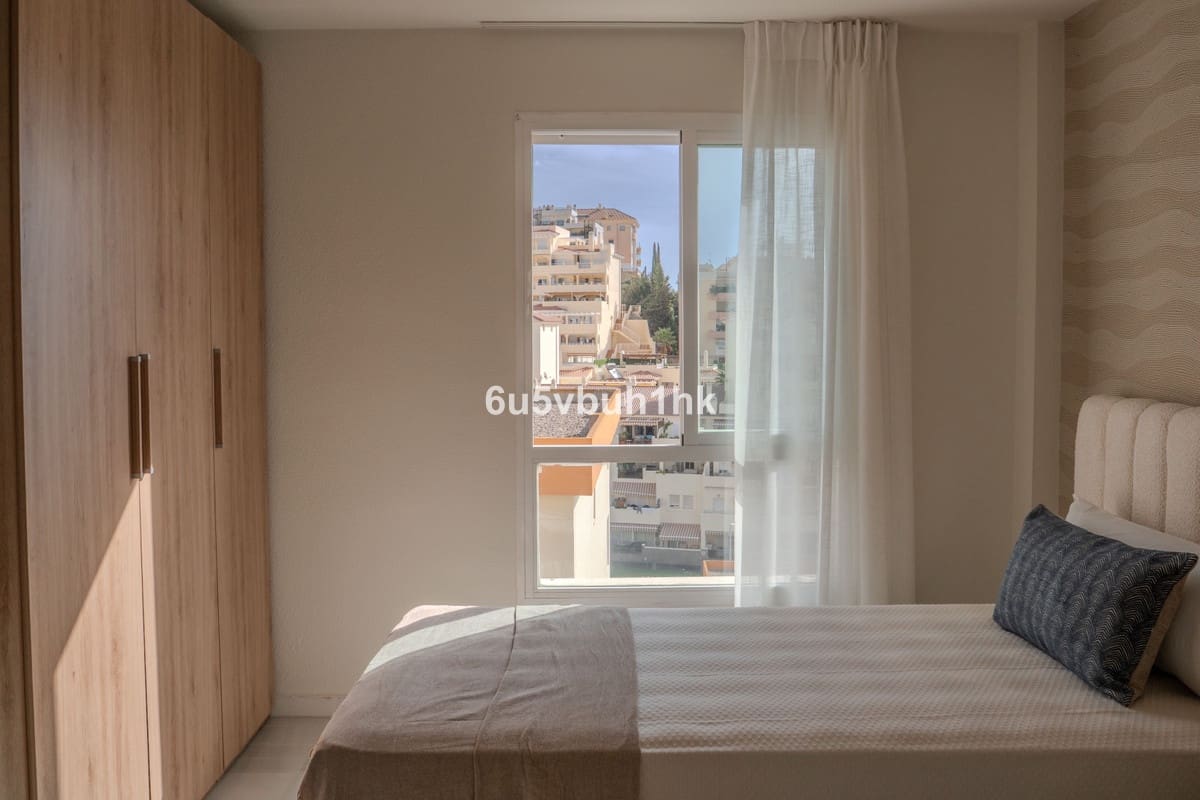 3 slaapkamer Huis te koop in Torrequebrada - € 599.000 (Ref: 9518130)