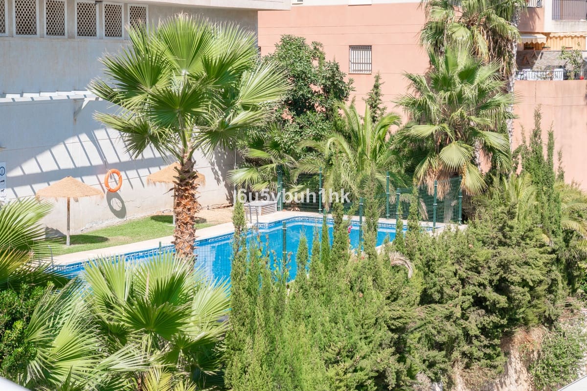 3 slaapkamer Huis te koop in Torrequebrada - € 599.000 (Ref: 9518130)