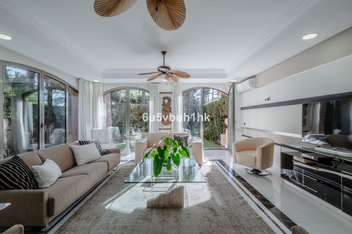 2 soverom Leilighet til salgs i Marbella - € 2 950 000 (Ref: 9518132)