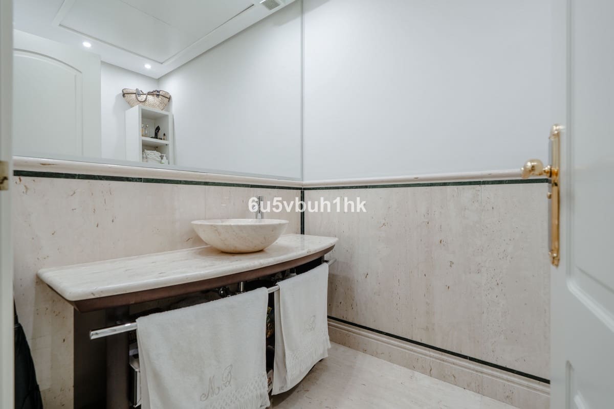 2 soverom Leilighet til salgs i Marbella - € 2 950 000 (Ref: 9518132)