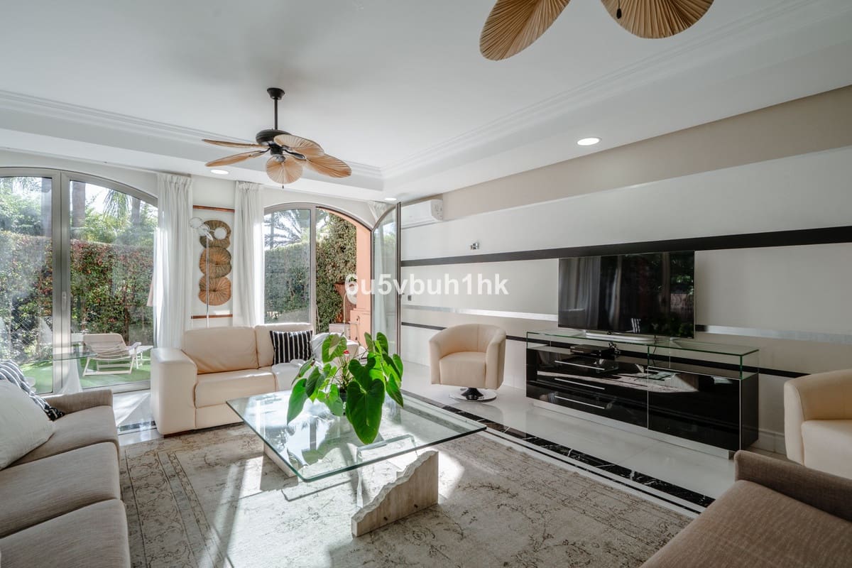 2 soverom Leilighet til salgs i Marbella - € 2 950 000 (Ref: 9518132)