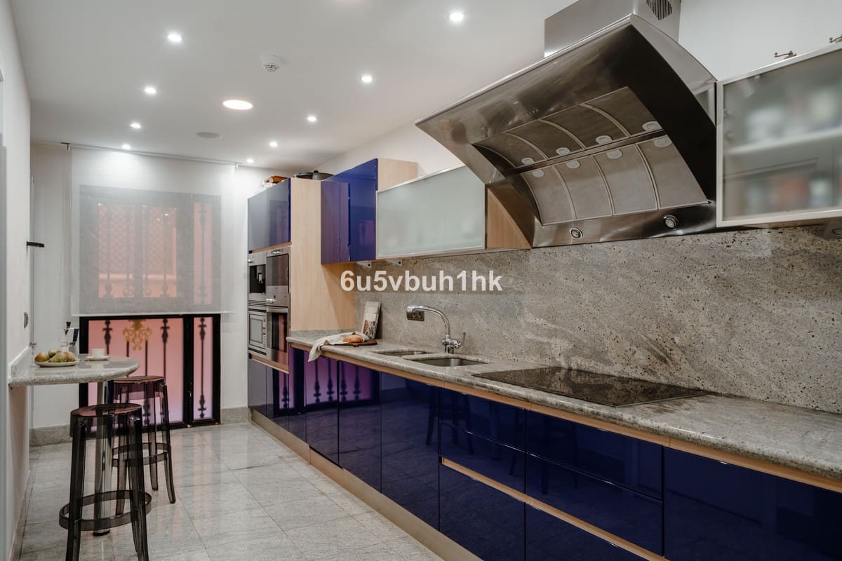 2 soverom Leilighet til salgs i Marbella - € 2 950 000 (Ref: 9518132)