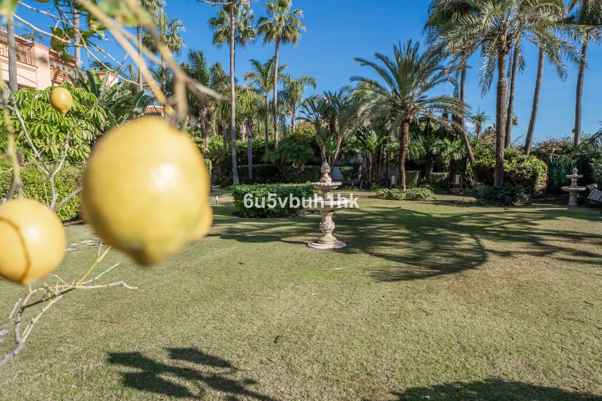 2 soverom Leilighet til salgs i Marbella - € 2 950 000 (Ref: 9518132)