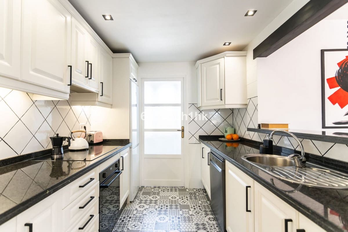 3 soverom Penthouse til salgs i El Paraiso - € 539 000 (Ref: 9518134)