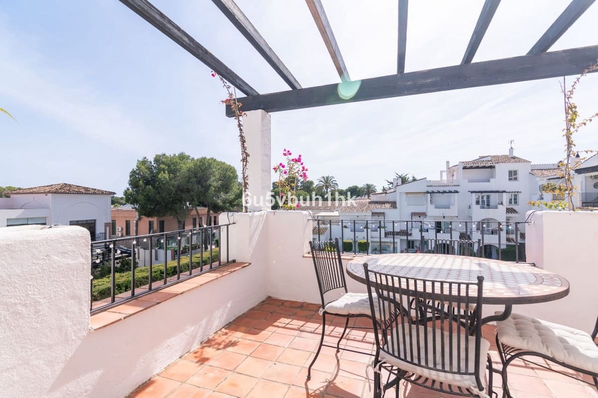 3 soverom Penthouse til salgs i El Paraiso - € 539 000 (Ref: 9518134)