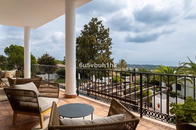 Chalet de 6 habitaciones en Casco Antiguo, Marbella en venta con piscina - 3.995.950 € (Ref: 9518135)