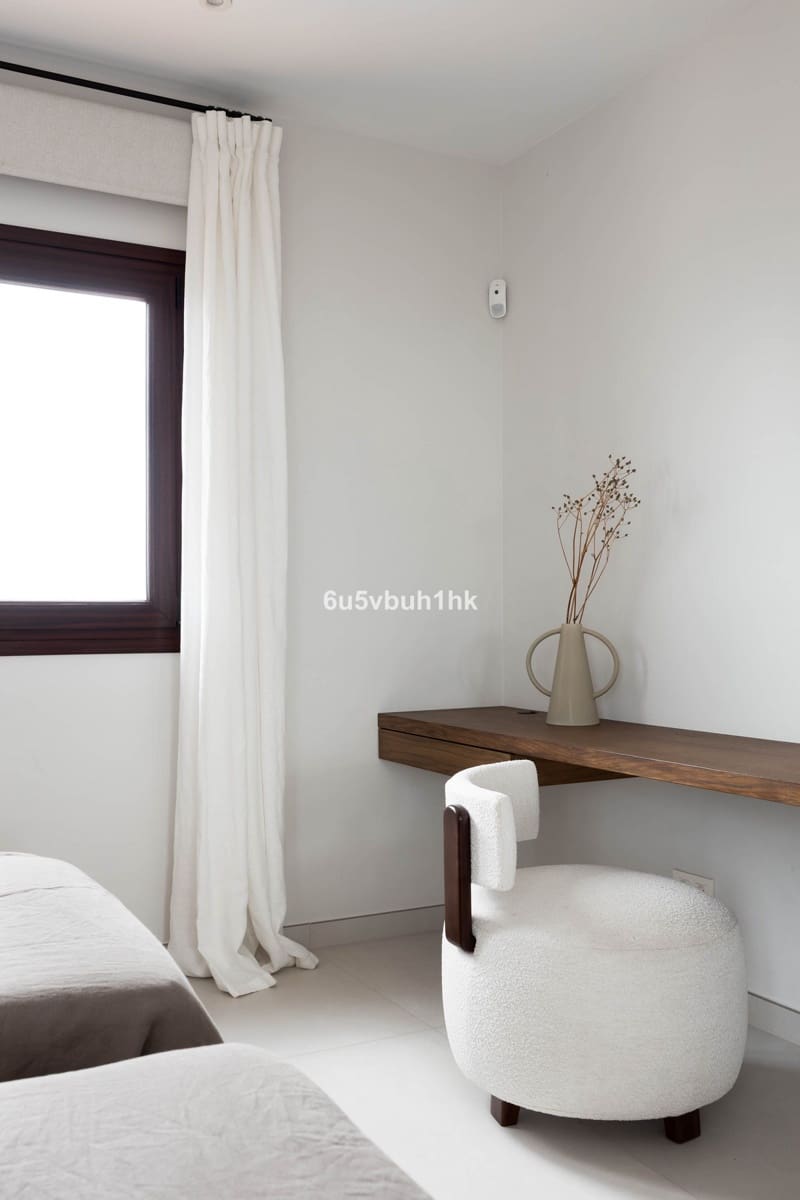 Chalet de 6 habitaciones en Marbella en venta con piscina - 3.995.950 € (Ref: 9518135)