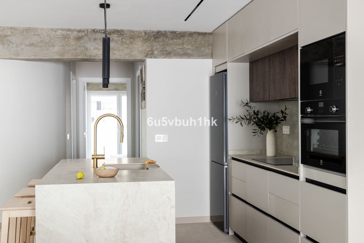 3 soverom Hus til salgs i Malaga by med svømmebasseng - € 770 000 (Ref: 9518136)