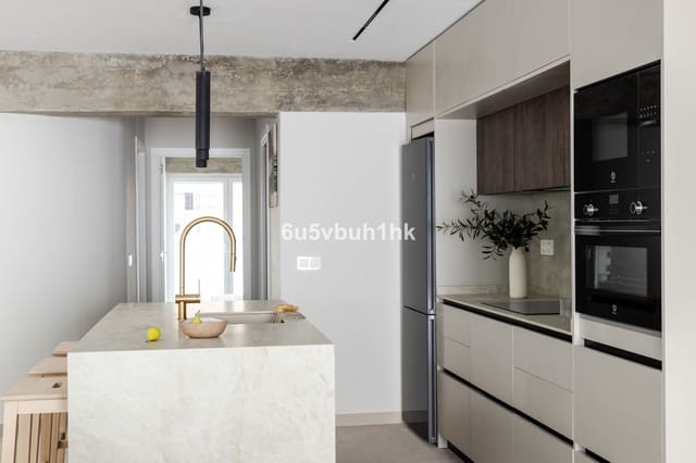 3 soverom Hus til salgs i Centro Historico, Málaga by med svømmebasseng - € 770 000 (Ref: 9518136)