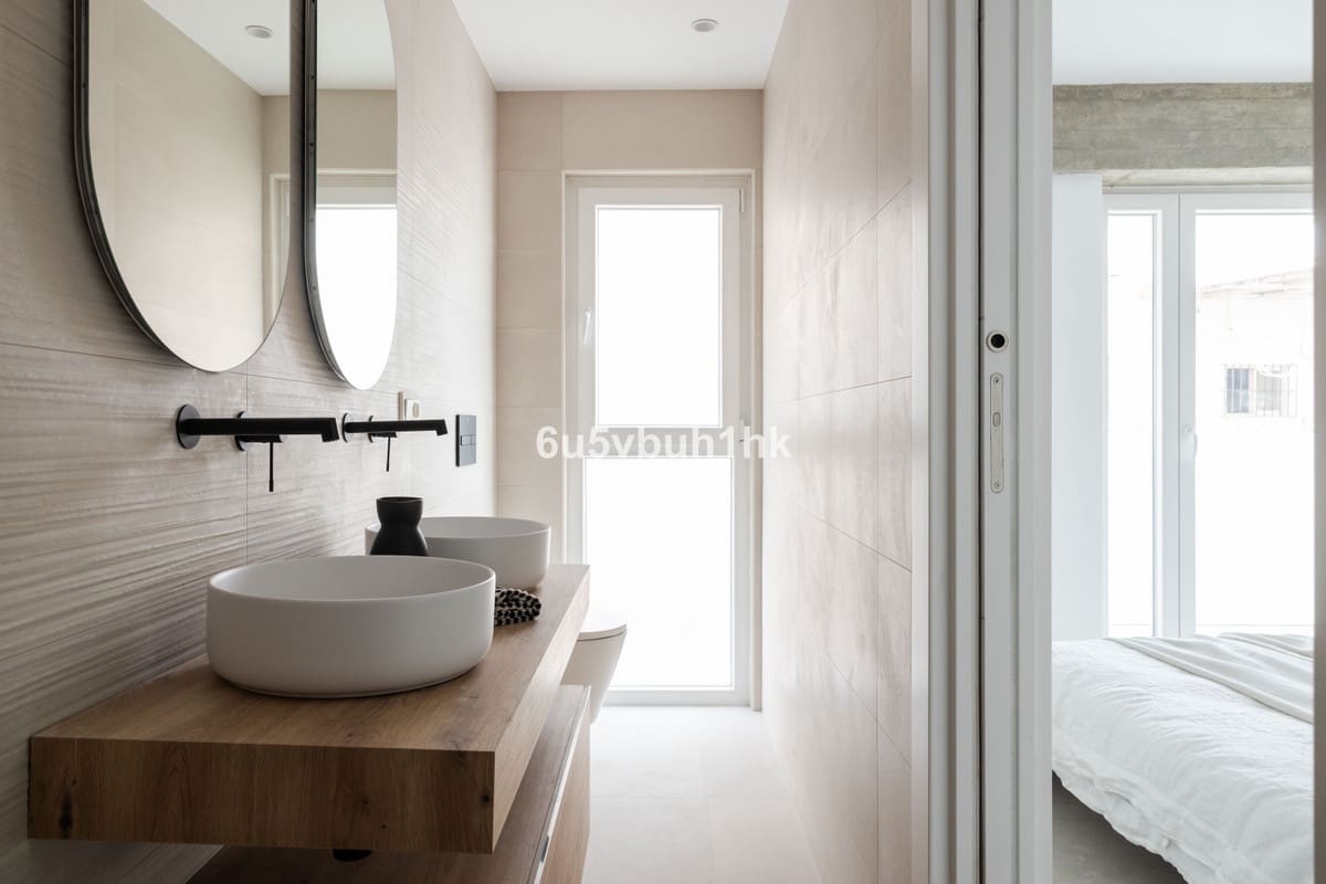 3 soverom Hus til salgs i Malaga by med svømmebasseng - € 770 000 (Ref: 9518136)