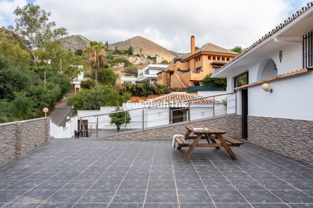 4 camera da letto Villa in vendita in Solymar, Benalmádena con piscina - 950.000 € (Rif: 9518137)