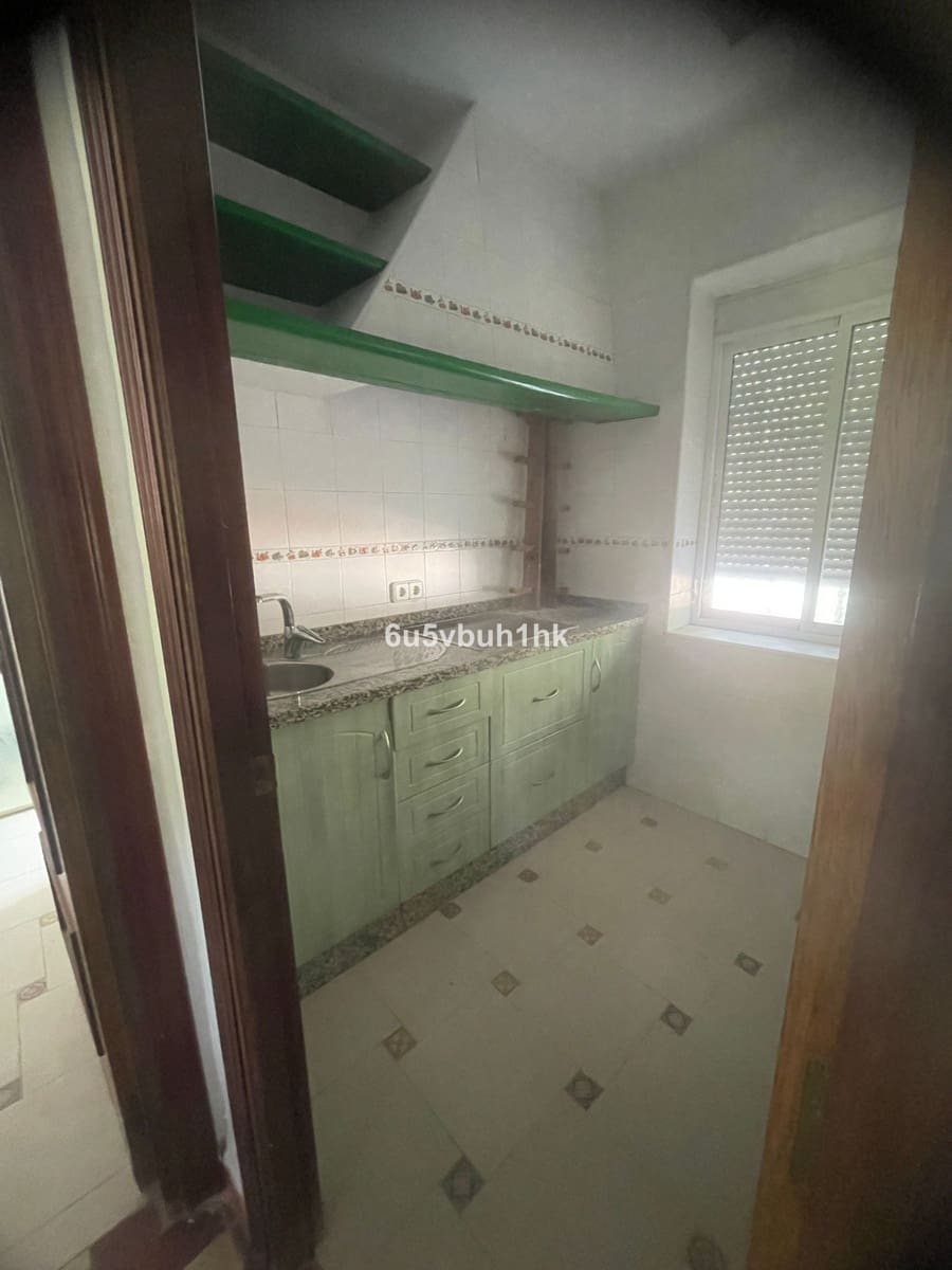 2 bedroom Finca/Country House for sale in Coin - € 320,000 (Ref: 9518138)